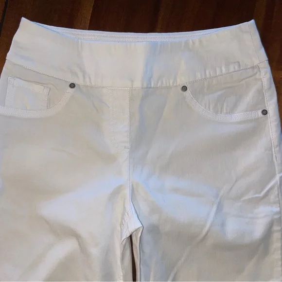 Westbound Capris Shorts! - Picture 2 of 8